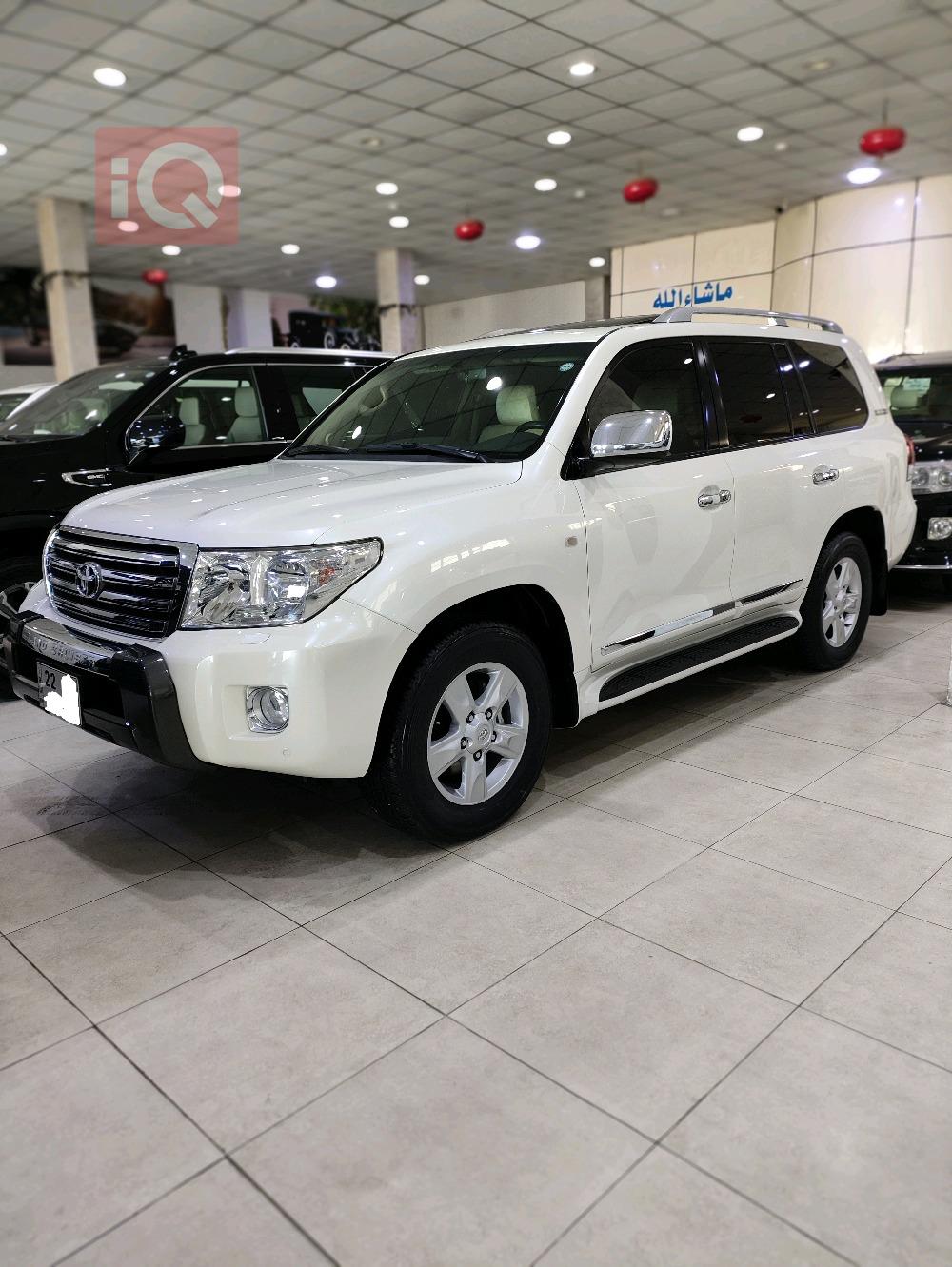 تويوتا لاندكروزر